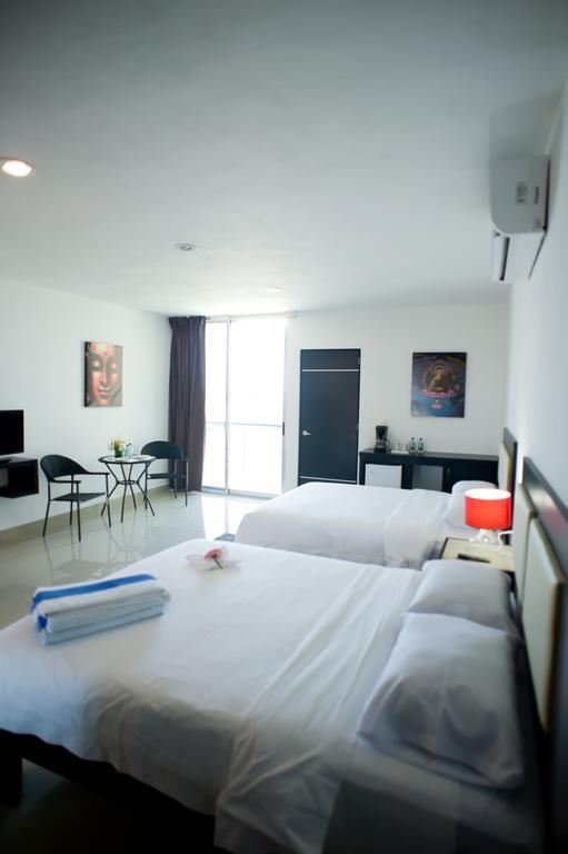 Sunrise 42 Suites Hotel Playa del Carmen Zimmer foto