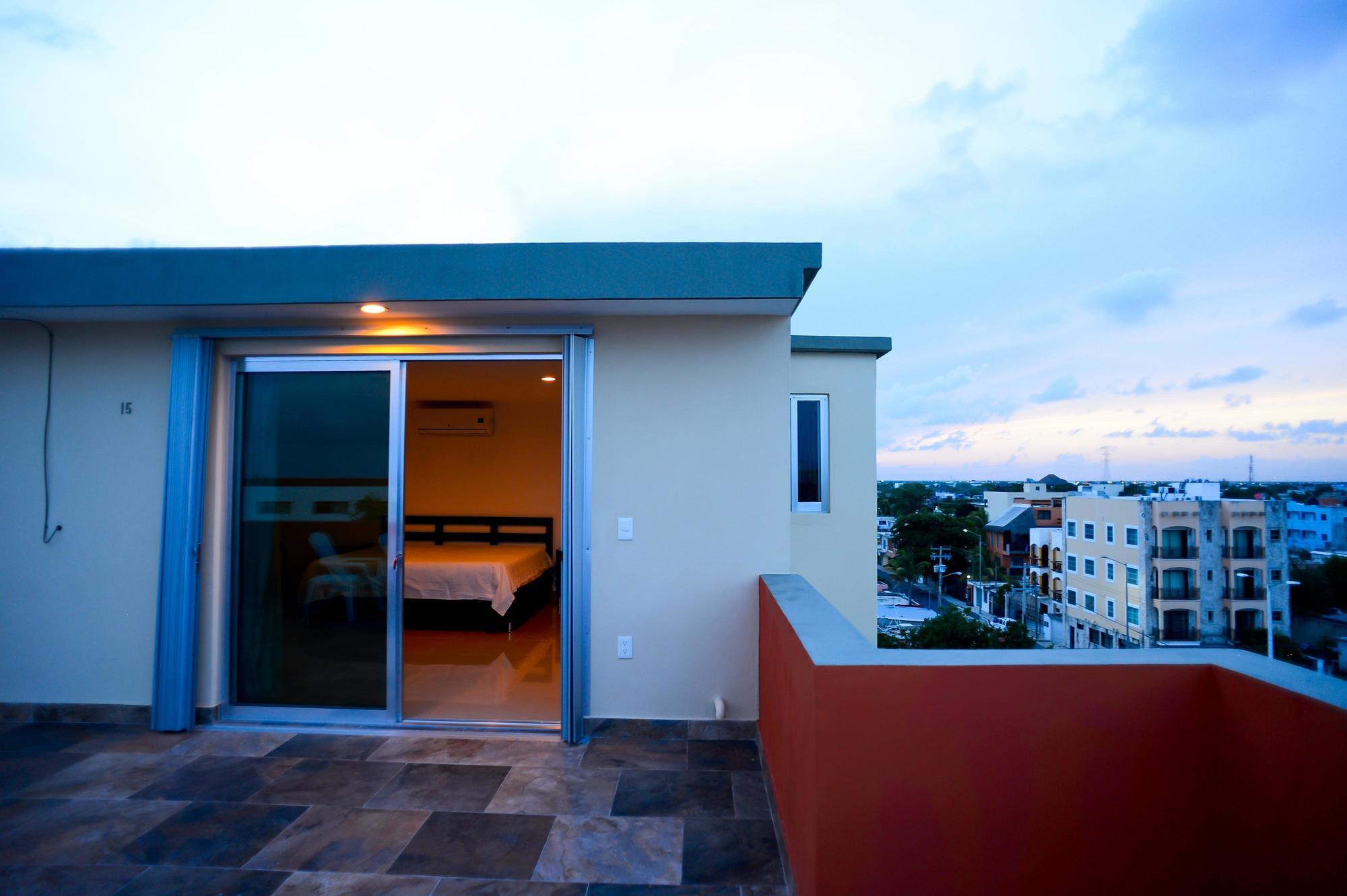 Sunrise 42 Suites Hotel Playa del Carmen Exterior foto