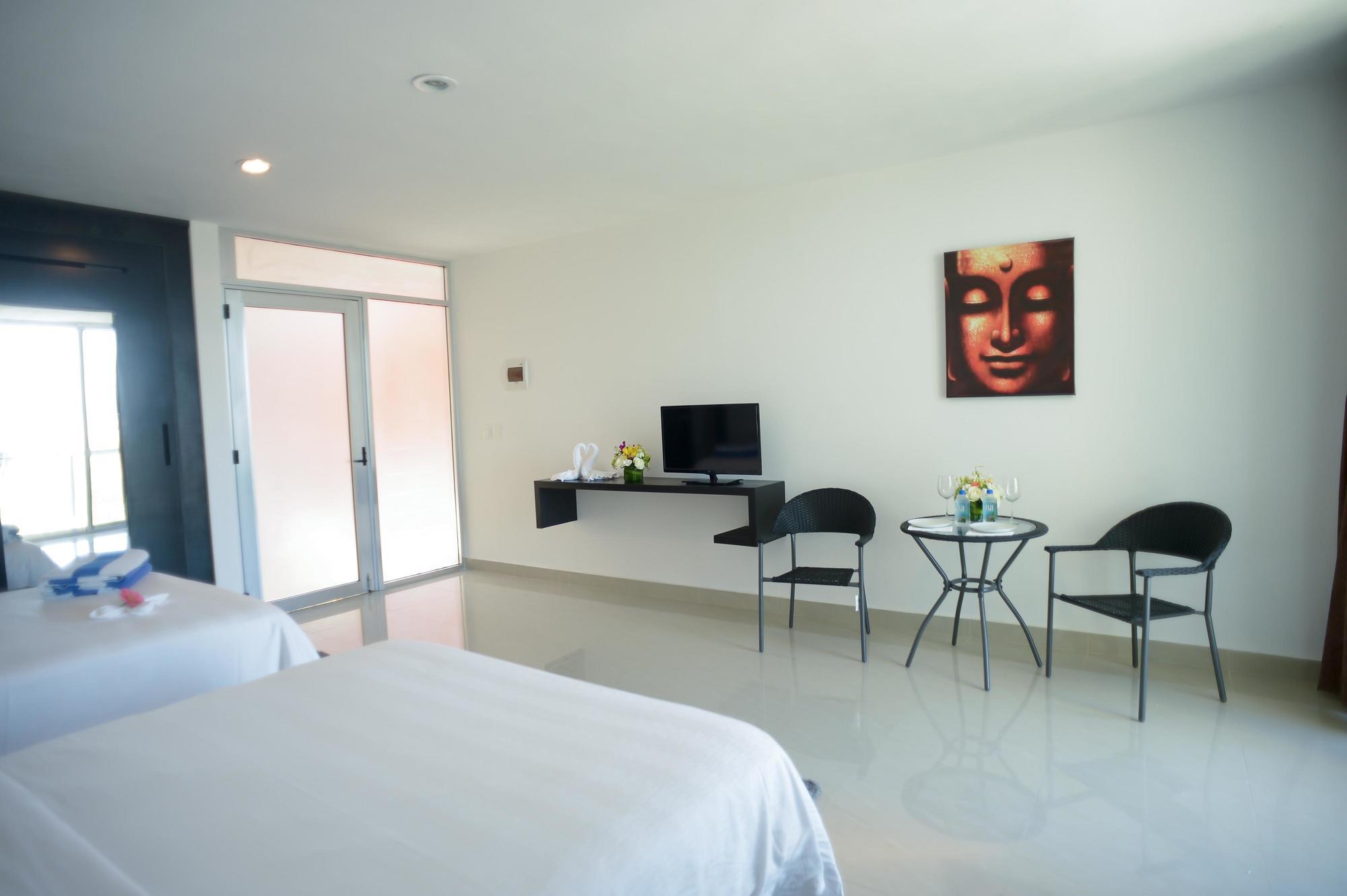 Sunrise 42 Suites Hotel Playa del Carmen Exterior foto