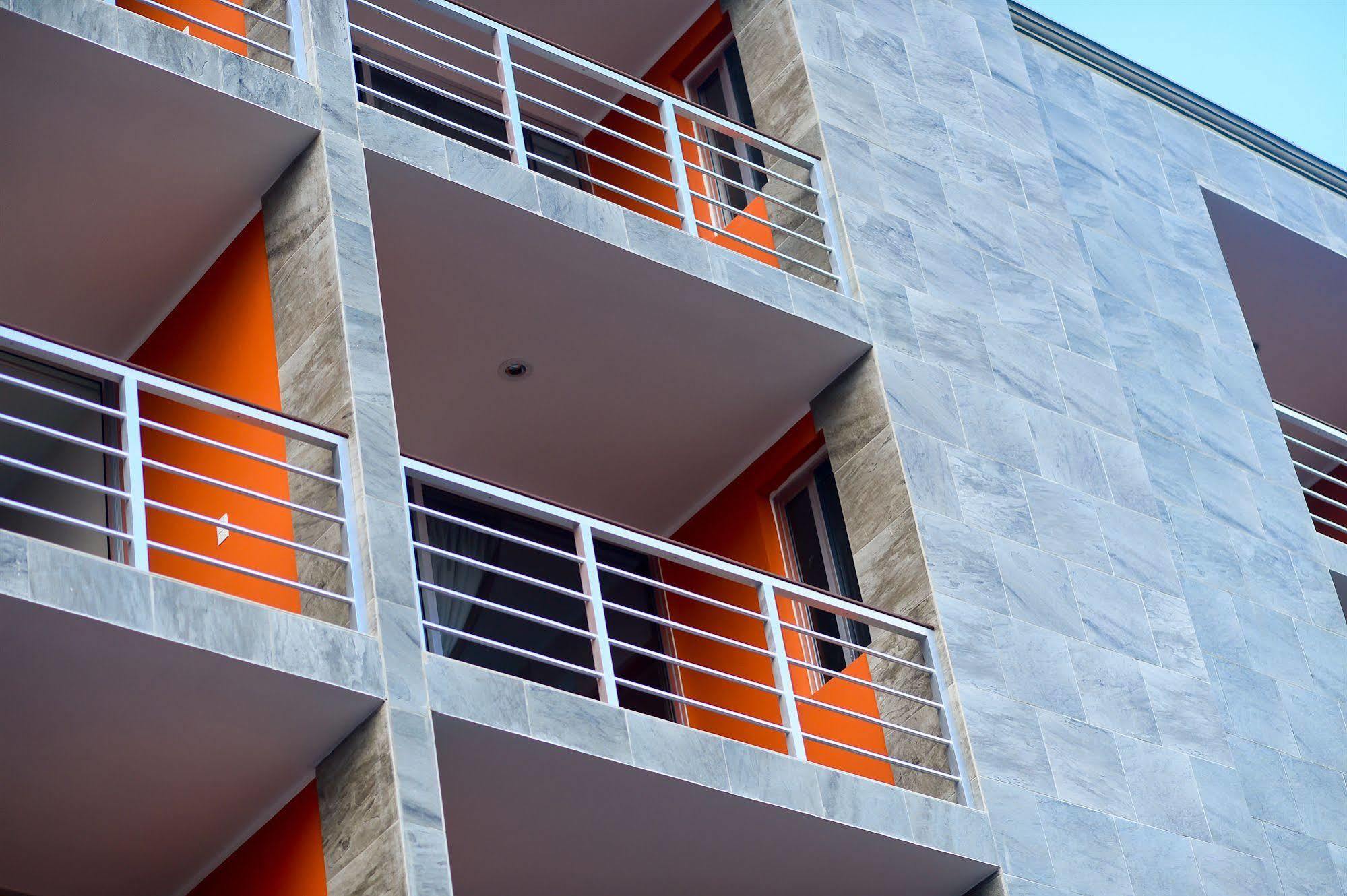 Sunrise 42 Suites Hotel Playa del Carmen Exterior foto