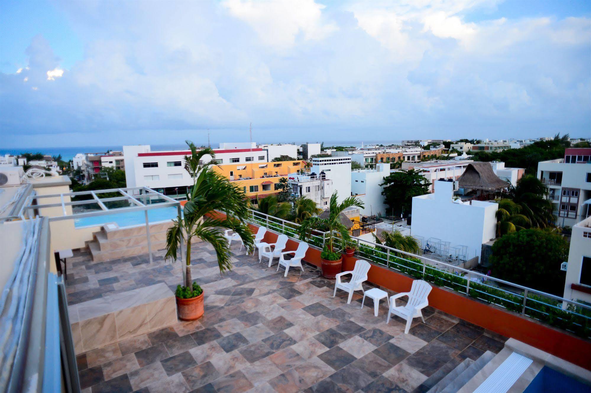 Sunrise 42 Suites Hotel Playa del Carmen Exterior foto